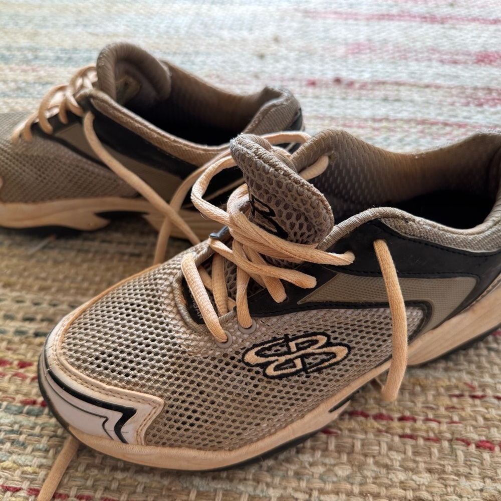 Boombah baseball turf shoes youth 5.5